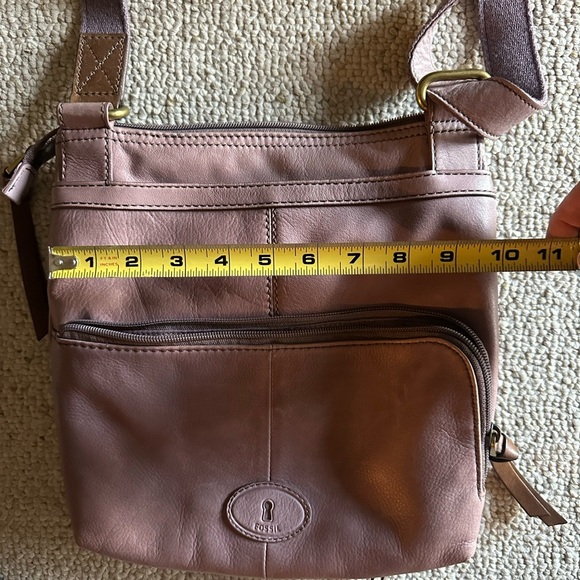 Fossil light purple Crossbody Bag - Picture 9 of 9